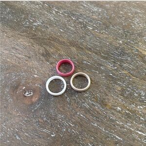 Silicone rings, all size 5
